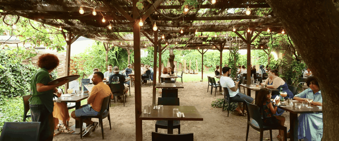 400m2 terrace, grilled wooden fire, new summer card ... The cépière gardens, the unmissable spot in summer