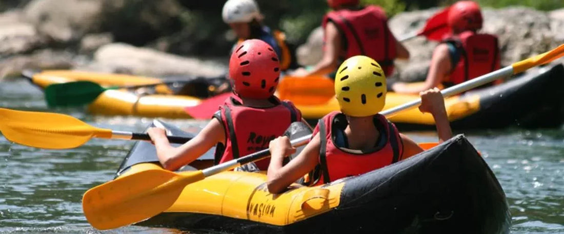 In Saint-Antonin-Noble-Val, Kayak, mountain biking and local products with this association of sports stays