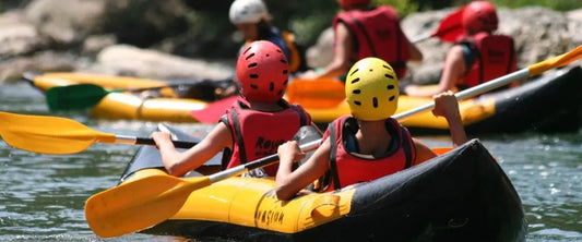 In Saint-Antonin-Noble-Val, Kayak, mountain biking and local products with this association of sports stays